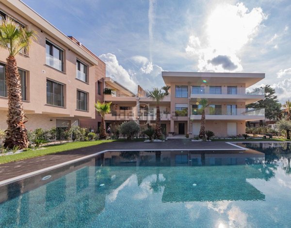 appartamento in vendita a Desenzano del Garda