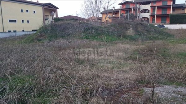 terreno edificabile in vendita a Desenzano del Garda