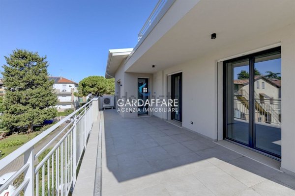 appartamento in vendita a Desenzano del Garda
