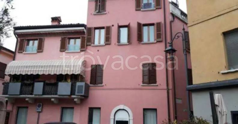 ufficio in vendita a Desenzano del Garda