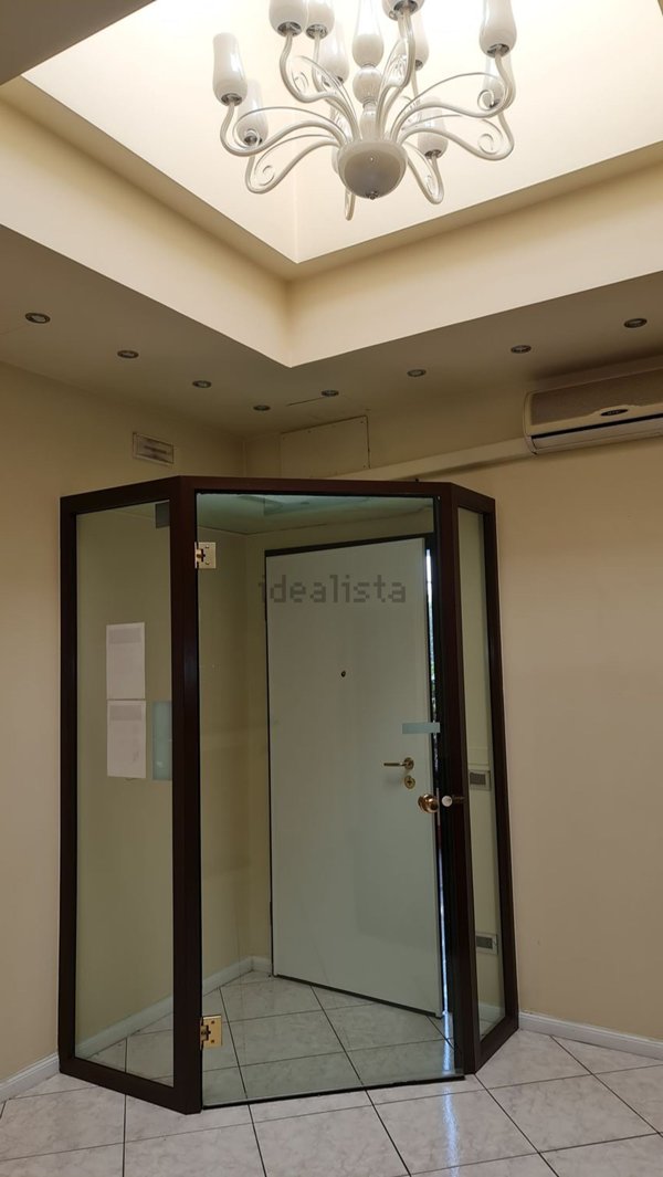 ufficio in vendita a Desenzano del Garda