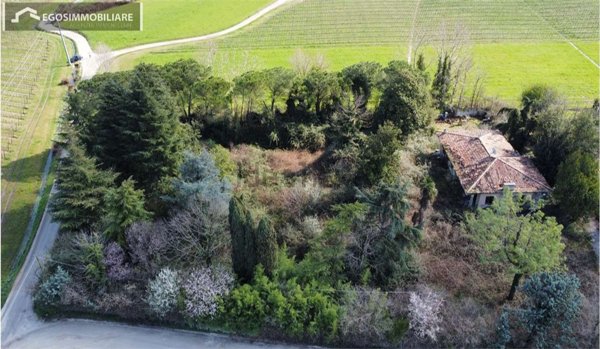 casa indipendente in vendita a Desenzano del Garda in zona Rivoltella