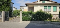 casa indipendente in vendita a Desenzano del Garda
