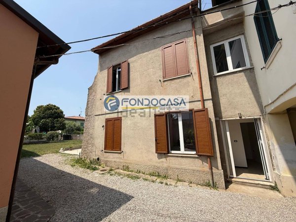 appartamento in vendita a Desenzano del Garda