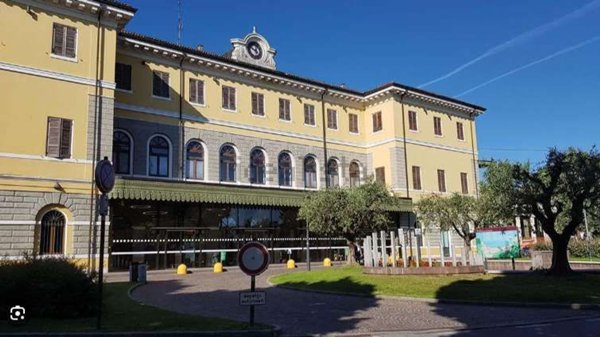 appartamento in vendita a Desenzano del Garda
