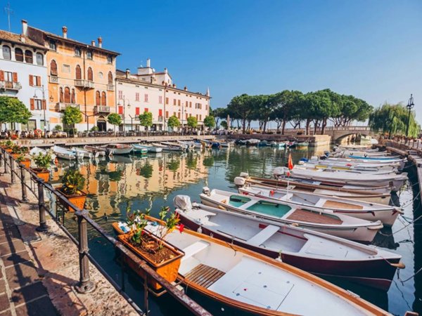 negozio in vendita a Desenzano del Garda