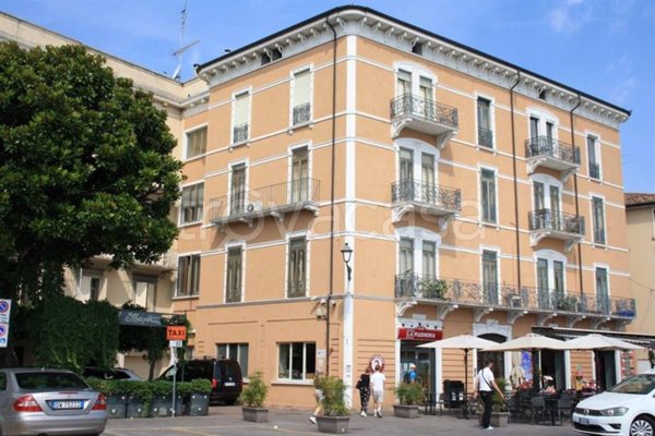 appartamento in vendita a Desenzano del Garda