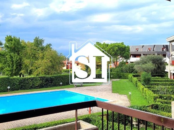 appartamento in vendita a Desenzano del Garda in zona Rivoltella