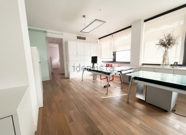 appartamento in vendita a Desenzano del Garda