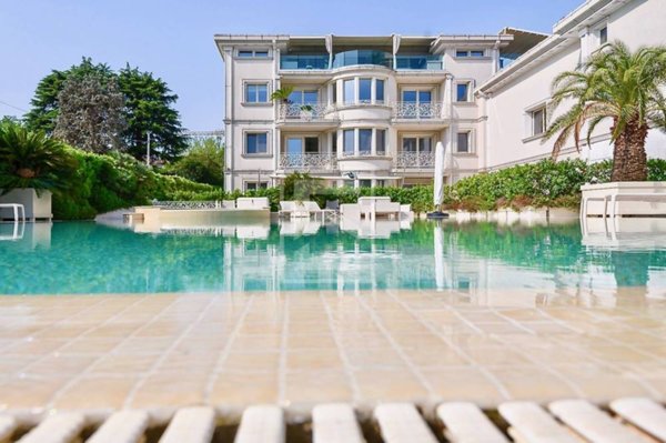 casa indipendente in vendita a Desenzano del Garda