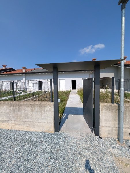 casa indipendente in vendita a Desenzano del Garda