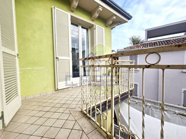 appartamento in vendita a Desenzano del Garda