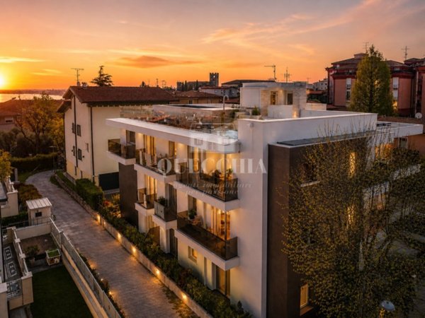 appartamento in vendita a Desenzano del Garda
