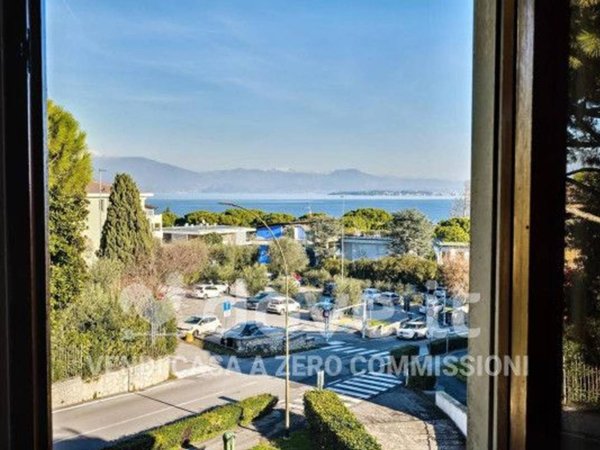 appartamento in vendita a Desenzano del Garda