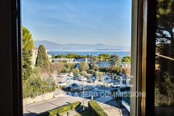 appartamento in vendita a Desenzano del Garda