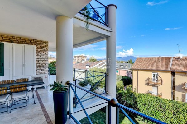 appartamento in vendita a Desenzano del Garda