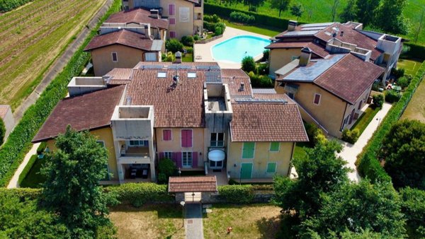 appartamento in vendita a Desenzano del Garda
