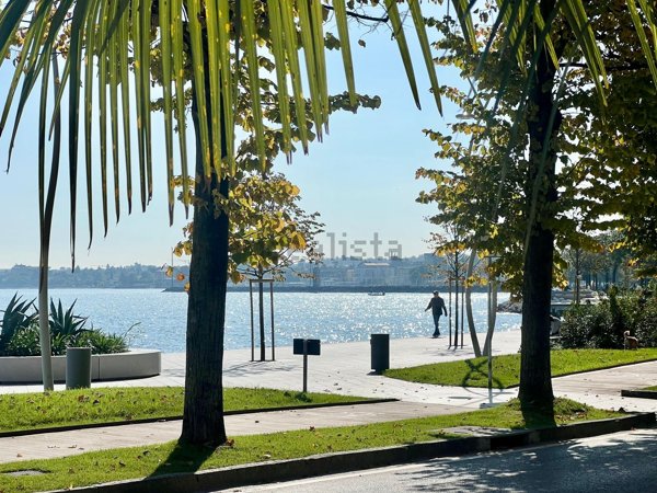 appartamento in vendita a Desenzano del Garda