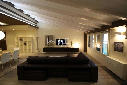 appartamento in vendita a Desenzano del Garda