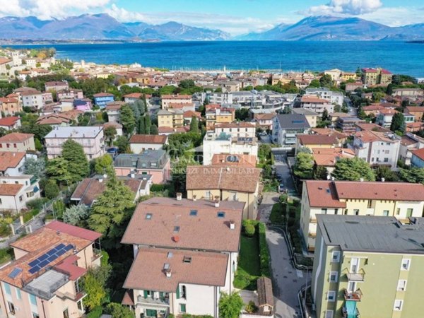 appartamento in vendita a Desenzano del Garda