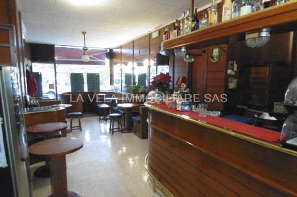 negozio in vendita a Desenzano del Garda
