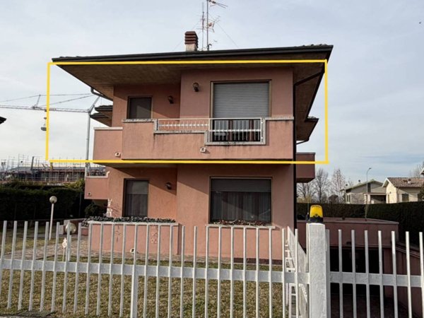 appartamento a Desenzano del Garda in zona San Martino della Battaglia