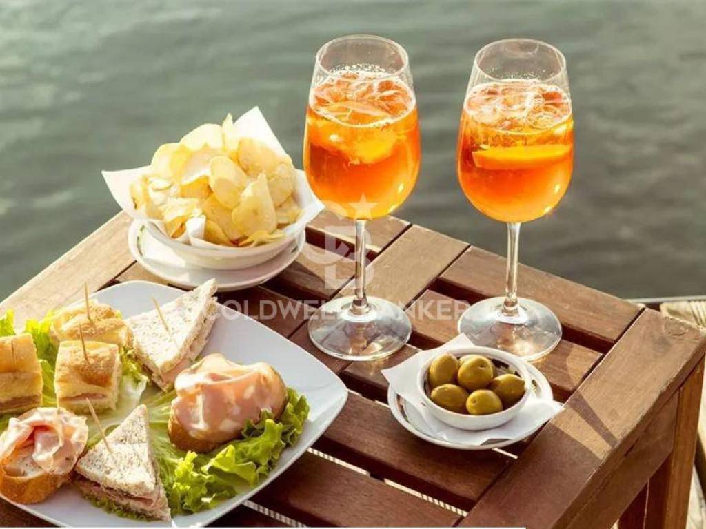 negozio in vendita a Desenzano del Garda