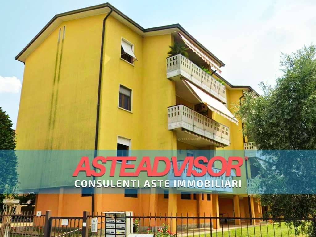 appartamento in vendita a Desenzano del Garda