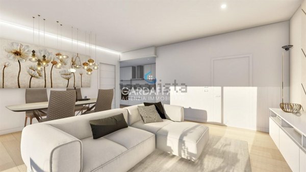 appartamento in vendita a Desenzano del Garda in zona Rivoltella