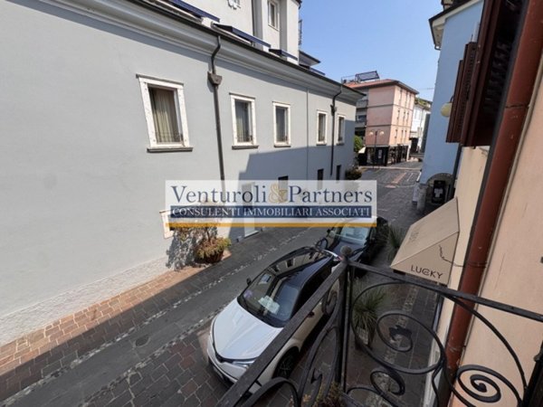 appartamento in vendita a Desenzano del Garda