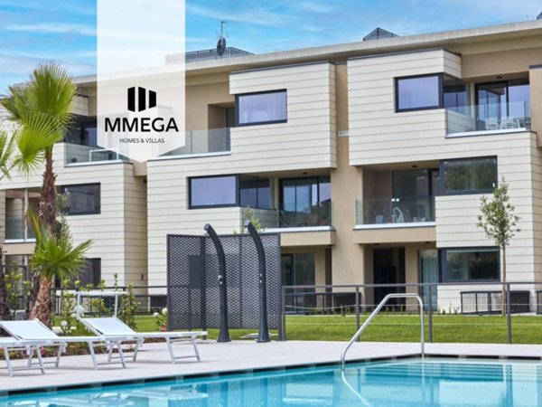 appartamento in vendita a Desenzano del Garda in zona Rivoltella