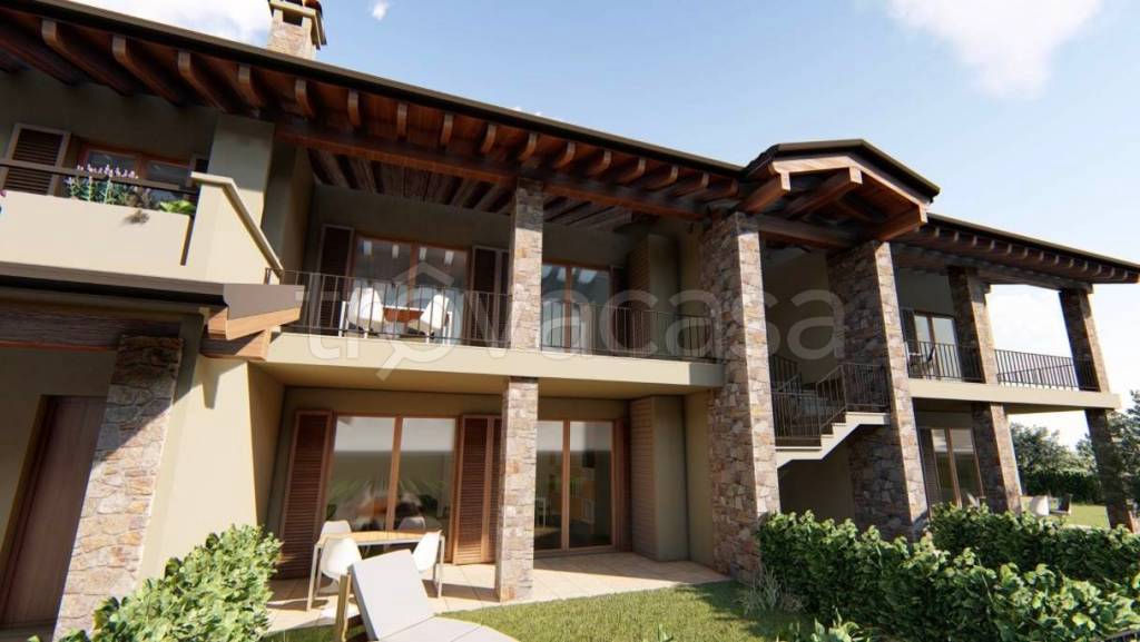 appartamento in vendita a Desenzano del Garda in zona Vaccarolo