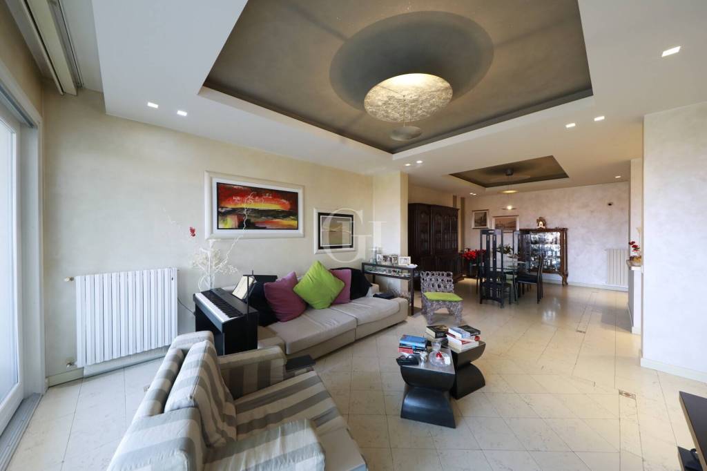 appartamento in vendita a Desenzano del Garda