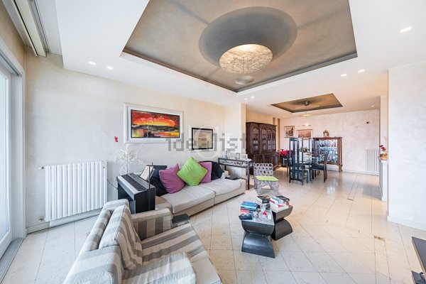 appartamento in vendita a Desenzano del Garda