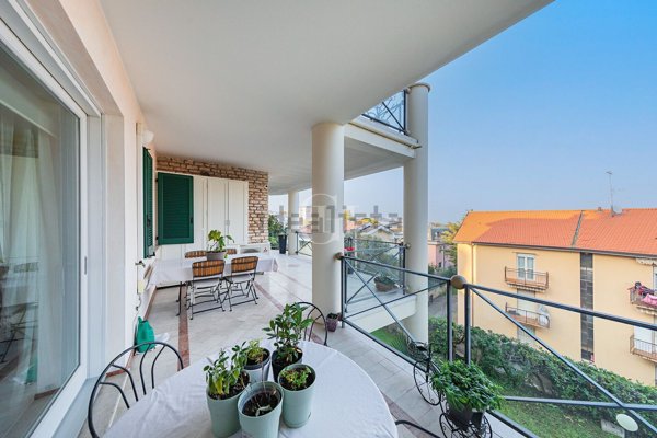 appartamento in vendita a Desenzano del Garda