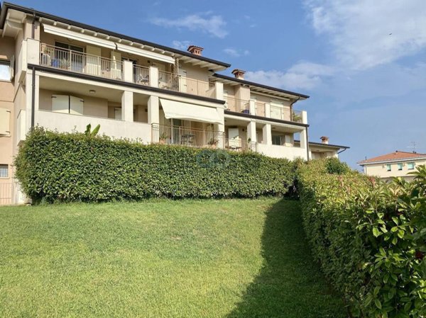 appartamento in vendita a Desenzano del Garda