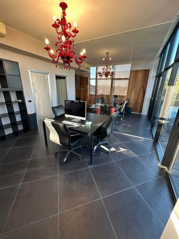 ufficio in vendita a Desenzano del Garda