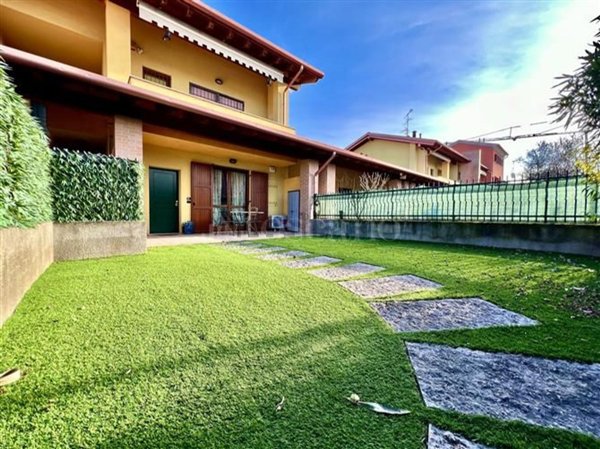 casa semindipendente in vendita a Desenzano del Garda