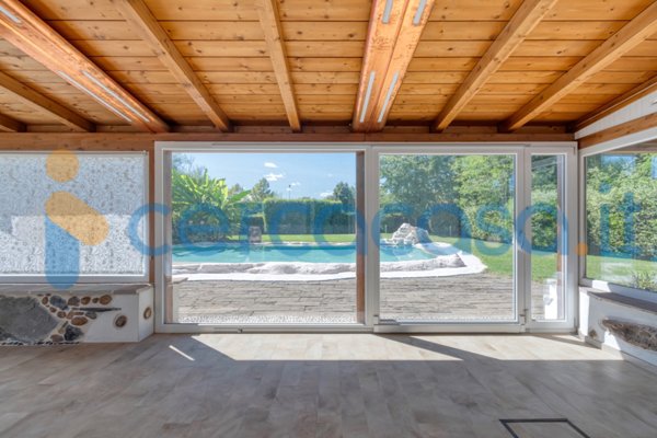 casa indipendente in vendita a Desenzano del Garda in zona San Pietro