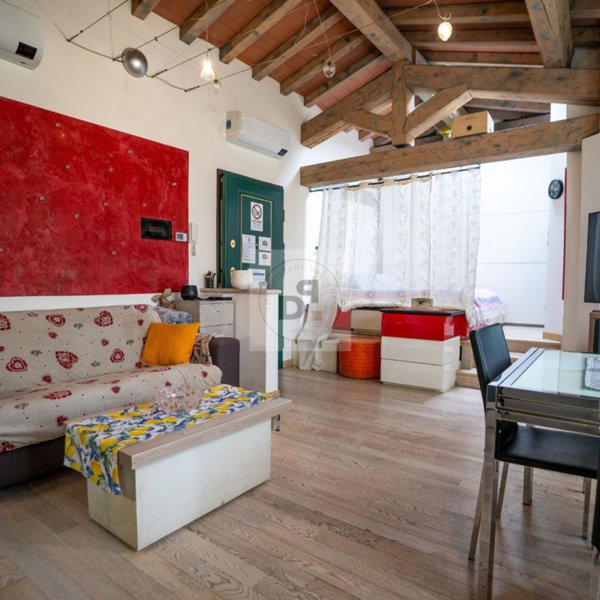 appartamento in vendita a Desenzano del Garda