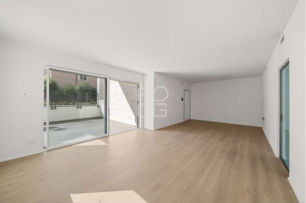 appartamento in vendita a Desenzano del Garda