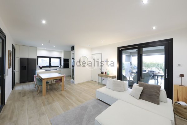 appartamento in vendita a Desenzano del Garda