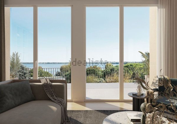 appartamento in vendita a Desenzano del Garda