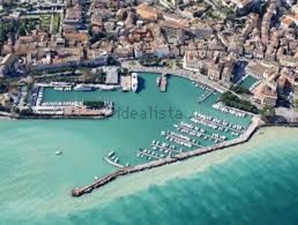 terreno edificabile in vendita a Desenzano del Garda