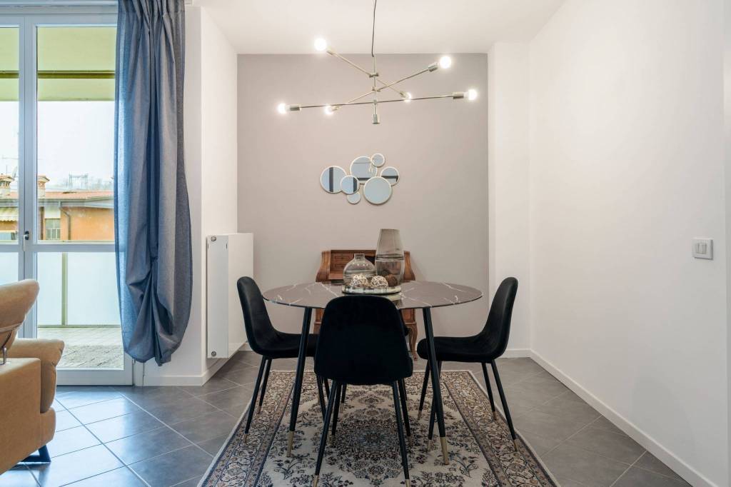 appartamento in vendita a Desenzano del Garda