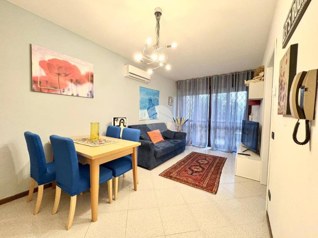 appartamento in vendita a Desenzano del Garda