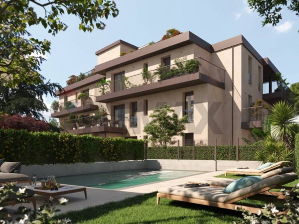 appartamento in vendita a Desenzano del Garda