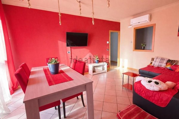 appartamento in vendita a Desenzano del Garda in zona Rivoltella