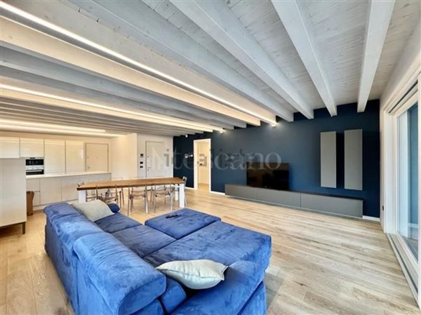 appartamento in vendita a Desenzano del Garda