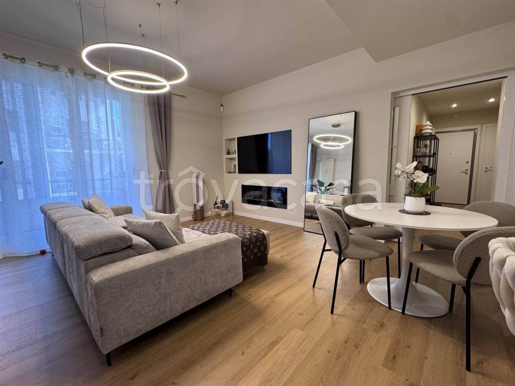 appartamento in vendita a Desenzano del Garda